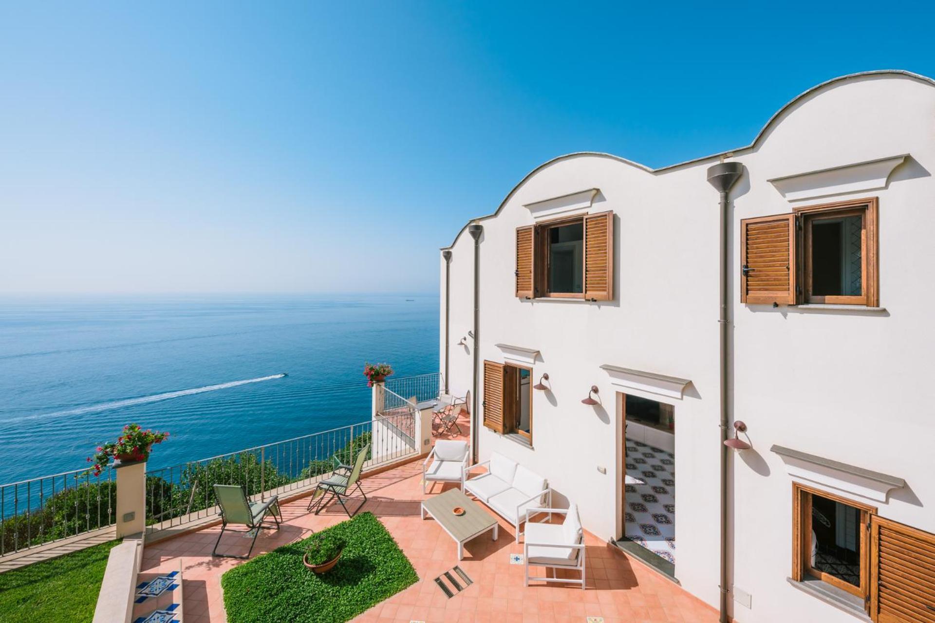 Alone Amalfi Villa Bagian luar foto